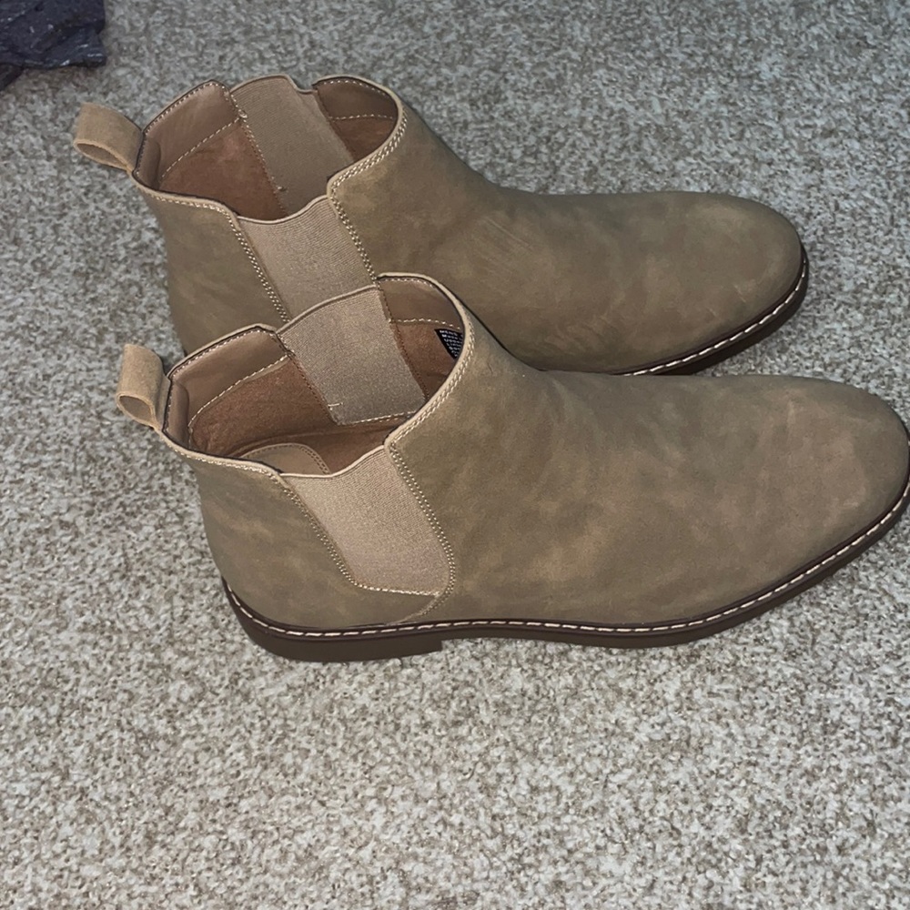 Chelsea Boots
